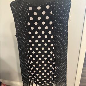 Black/white polka dot sleeveless top. XL